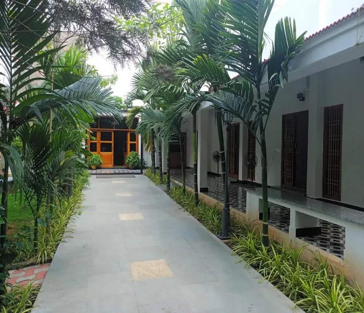 Nilan Grand - Image 1