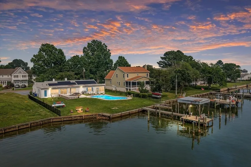 Waterfront Bliss: Ultimate Tilghman Retreat 4 Bedroom Home by RedAwning - Image 1