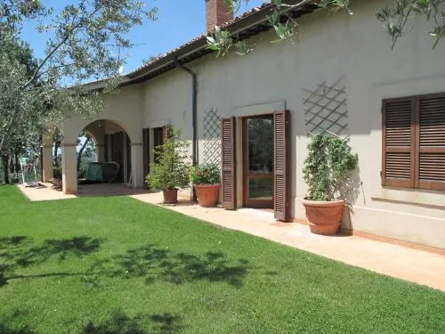 Casa degli ulivi Villa with private pool - Image 1