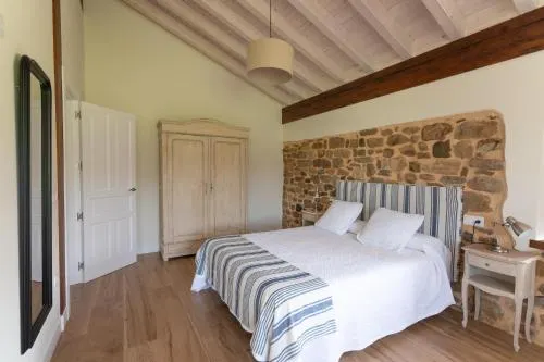 Villa Colasa, casa rústica con encanto en Selaya - Image 1