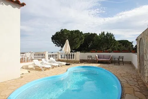 Villa Montecarlo - Image 1