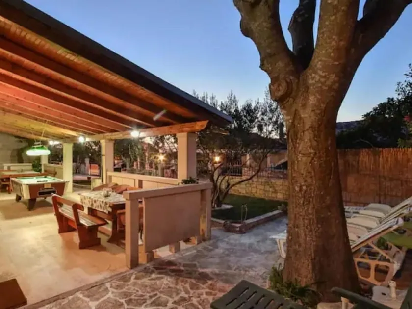 Charming Holiday Home With Private Pool - Image 1