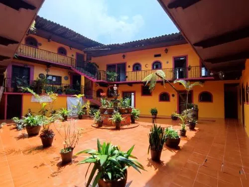 Hotel El Encuentro - Image 1