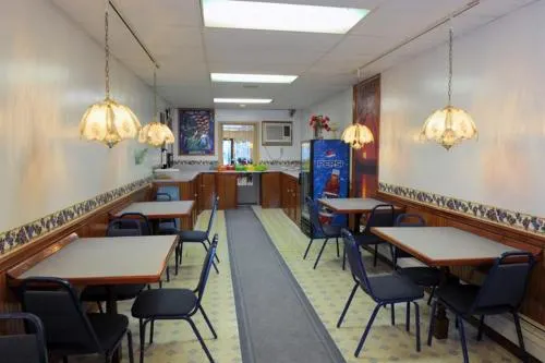 A1 Economy Inn - Image 1