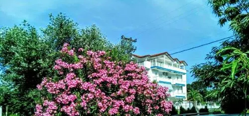 Panorama Apartments - Image 1