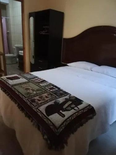 Hostal Vicuña - Image 1