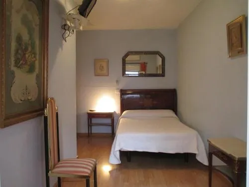 Hostal Pradillo - Image 1