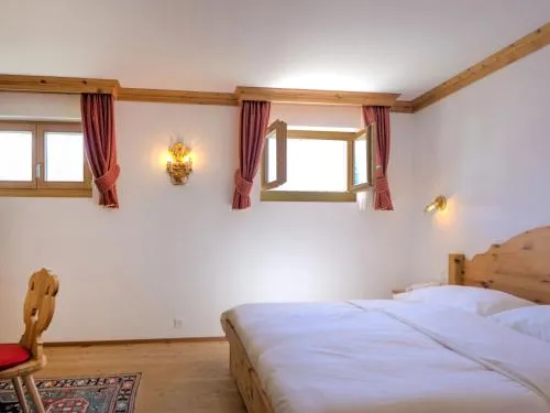 Apartment Chesa Sur Puoz in Samedan - 4 Persons, 2 Bedrooms - Image 1