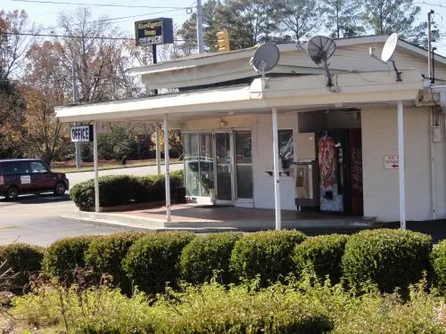 Budget Inn Selma - Image 1