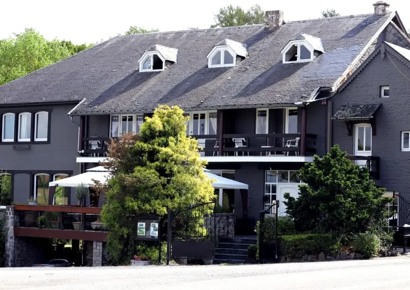House in Rochefort With Large Park Where the Ave Flows - Image 1
