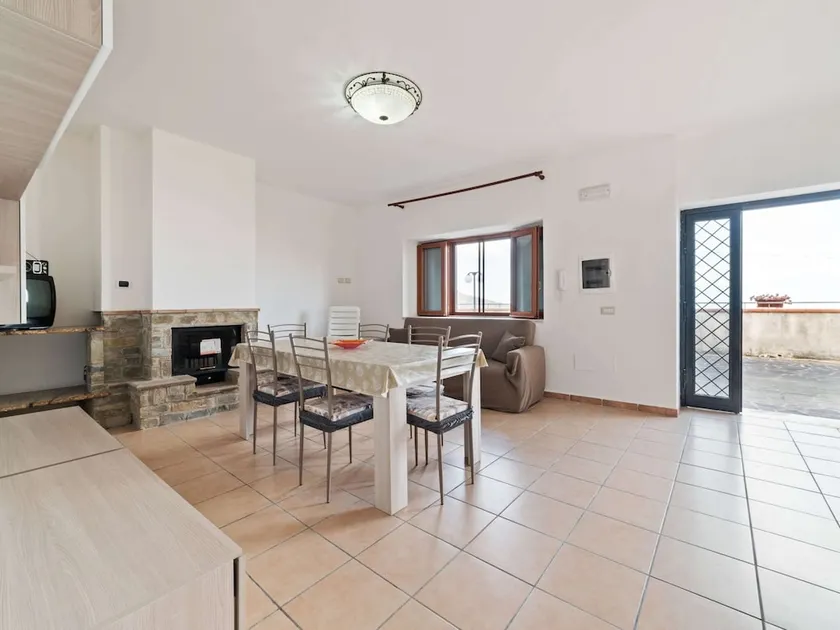 Apartment in Agropoli with garden - Image 1