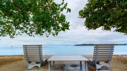 Spacious Unit With Views Of Pumicestone Wattle Ave Bongaree - Image 1