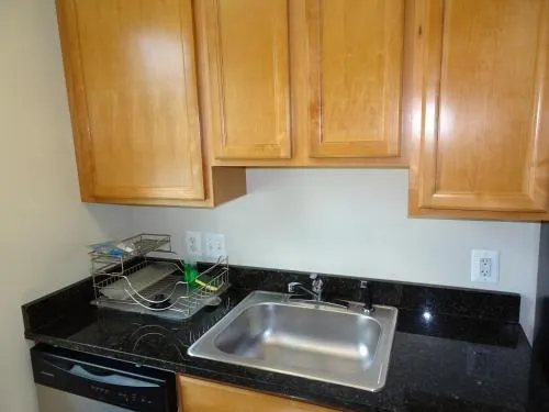 Affordable 2bdrm Home-FREE Designated Parking - Image 1