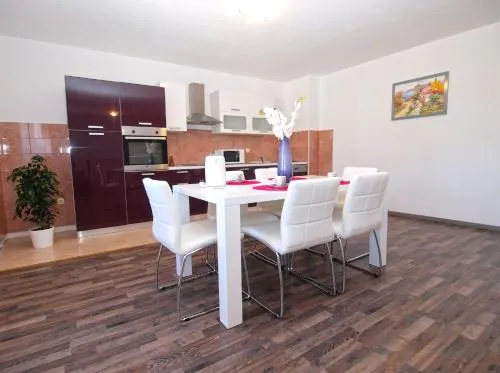 Holiday Home Roberto 1277 - Image 1