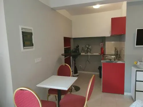 Jolie Appartement L'enclave Des Secrets - Image 1