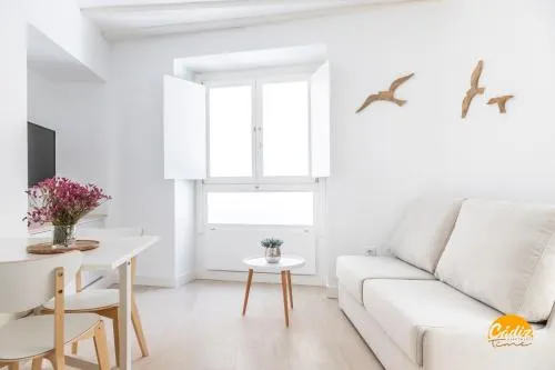 Villalobos Suites by Luxury Suites Cadiz - Image 1
