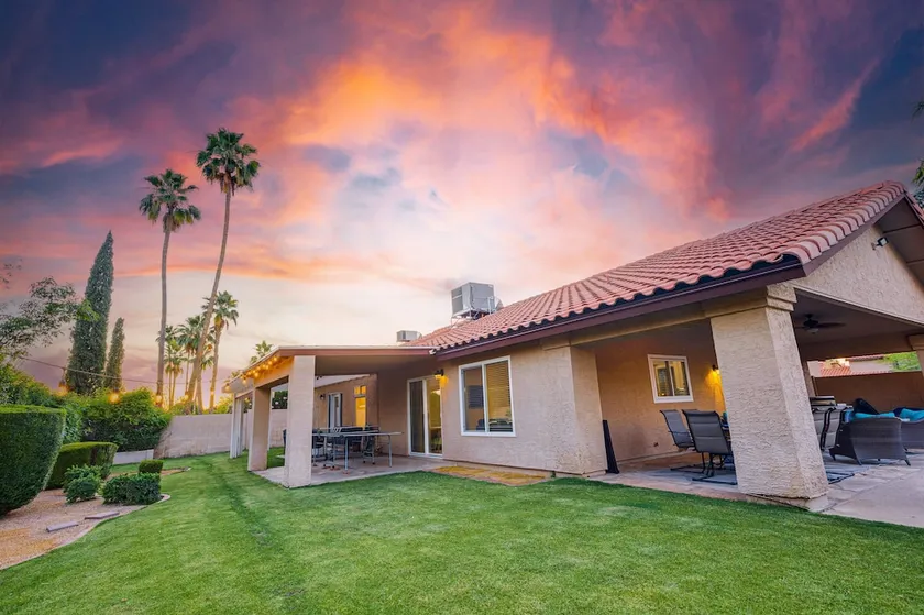 Monte Cristo Phoenix 4 Bedroom Home by RedAwning - Image 1