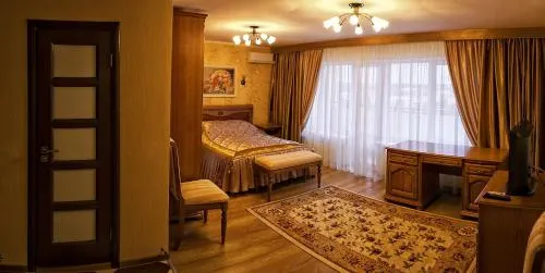 Molodechno Hotel - Image 1