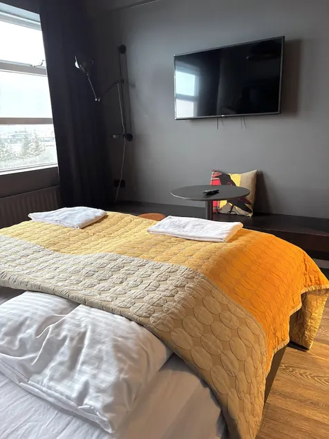 R13 - A Townhouse Hotel - Image 1