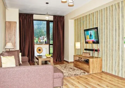 Maison Turquoise - Image 1