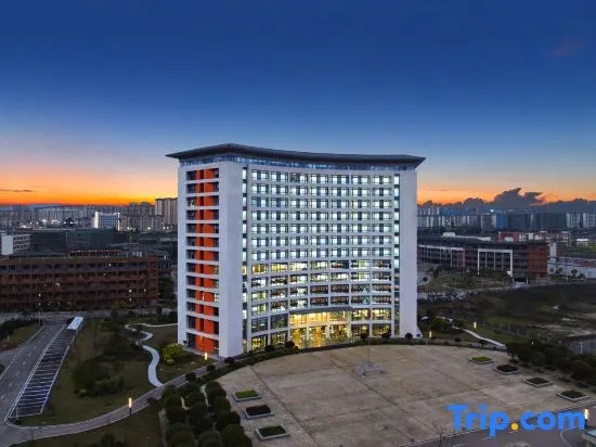 Linshui yinding hotel - Image 1