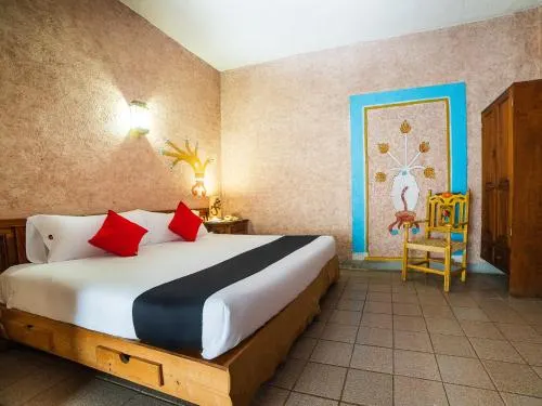 Hotel Amatlan de Quetzalcóatl - Image 1