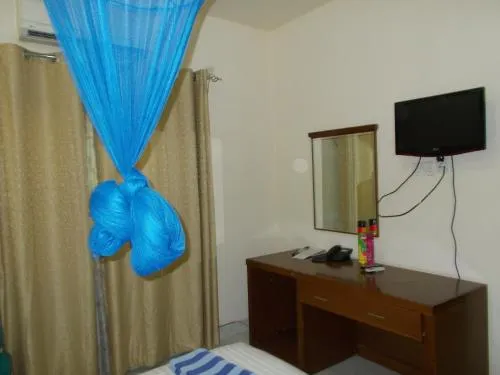 Keren Hotel - Image 1