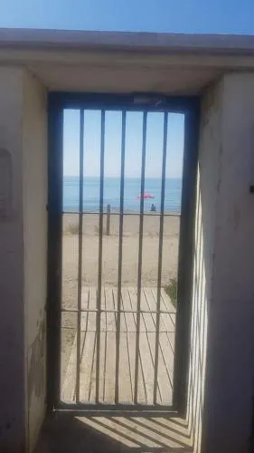Apartamento Con Acceso Directo a la Playa - Image 1