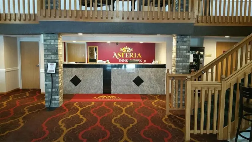 Quality Inn & Suites - Image 1