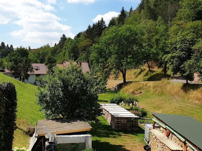Holiday Home in Langenbach with Garden, Balcony & BBQ - Image 1
