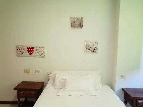 Hostal La Paz - Image 1