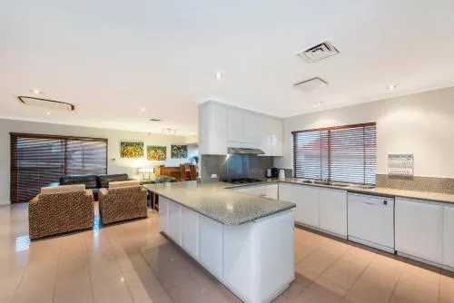 Perth Luxury Accommodation - Image 1