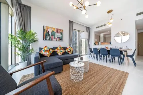 Panoramic Burj Views - Lovely 3Br In Creek Harbour - Image 1
