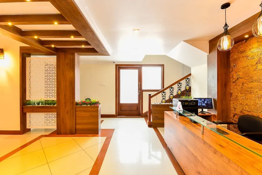 Hotel Grand Casa by OYO Rooms - Image 1