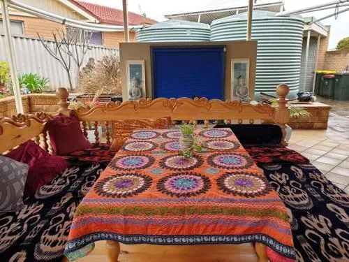 Spacious Holiday Home - Waikerie - Image 1