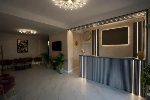 Hotel Cristal - Image 1