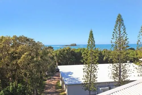 Unit 2 'The Drift', Mudjimba Beach - Image 1