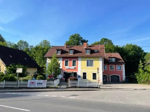 Lindenhof - Image 1