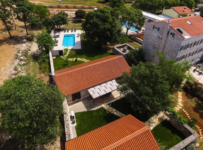The Poolside Stone House in Bale - Image 1