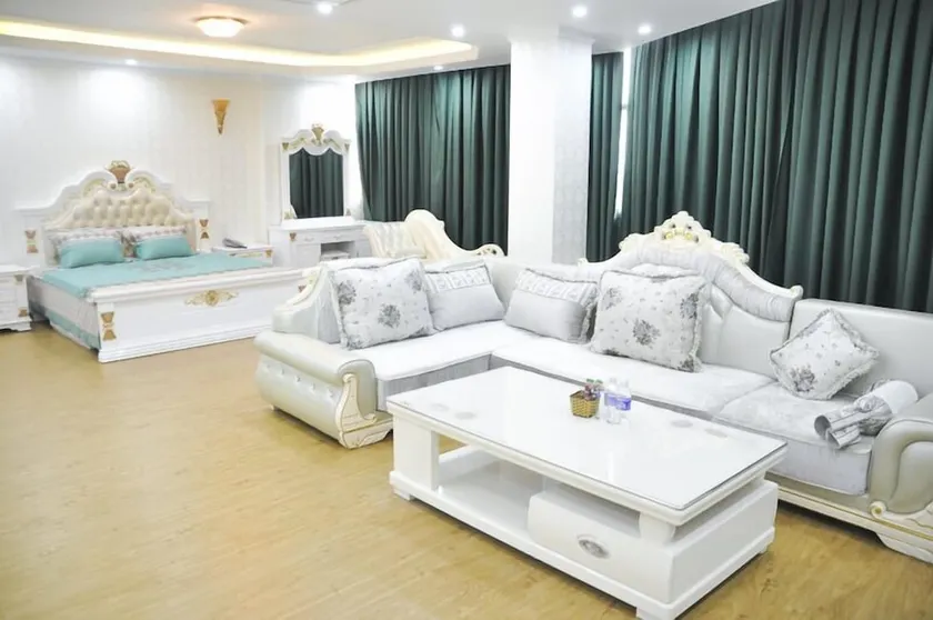 Phuong Hoang Hotel - Image 1