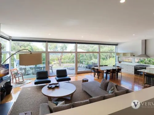 Myers Road Retreat - Image 1