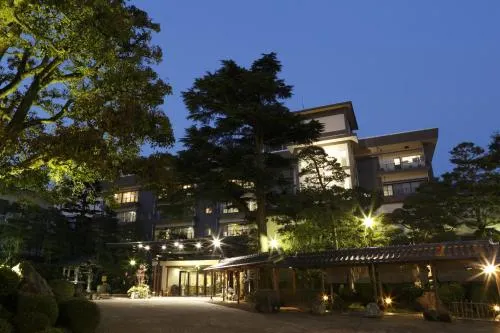 Chorakuen - Image 1