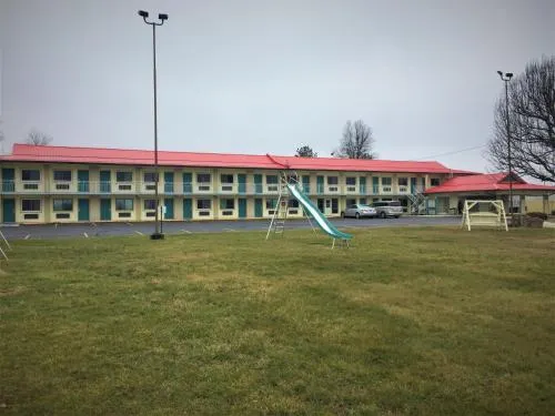 Relax Inn - Image 1