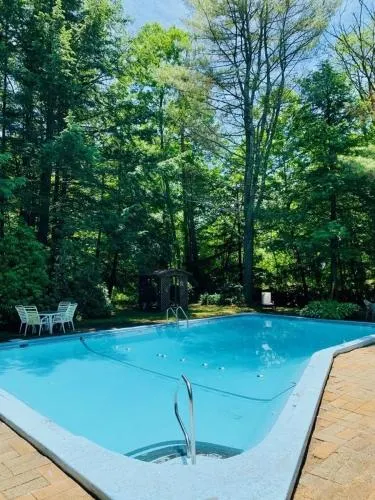 Stay Berkshires - A Country Inn - Image 1