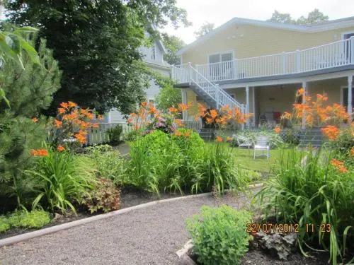 Cranford Inn - Image 1