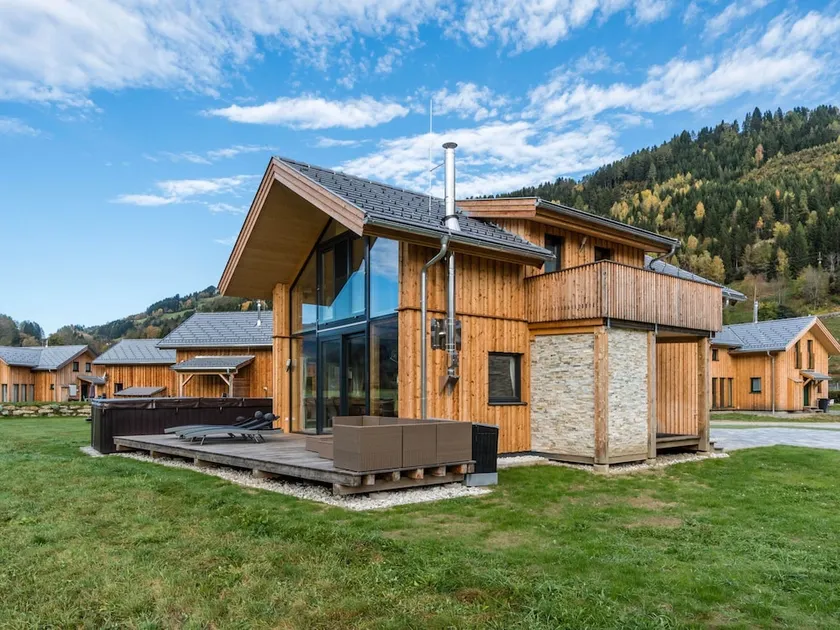 Vintage Chalet in Murau With Private Terrace - Image 1