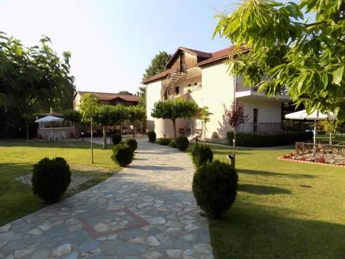 Alisachni - Image 1