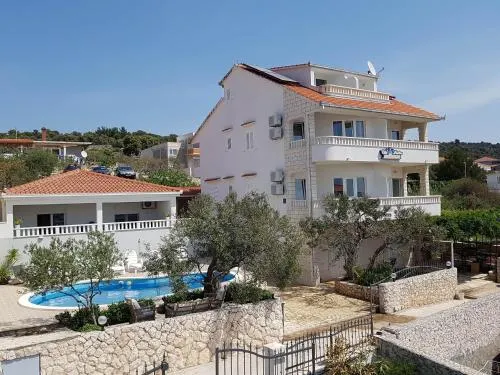 Villa Mandina - Image 1