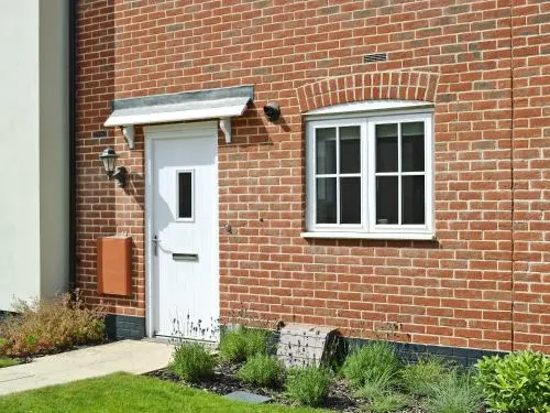 Tideway Cottage - Image 1