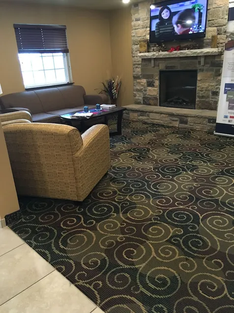 Cobblestone Inn & Suites Steele - Image 1